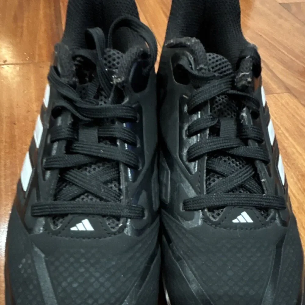 adidas Black/White Kids Baseball Softball Cleats size 1.5